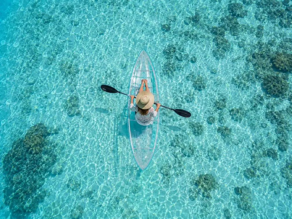 aerial-clear-kayak-turks-and-caicos-shallow-water