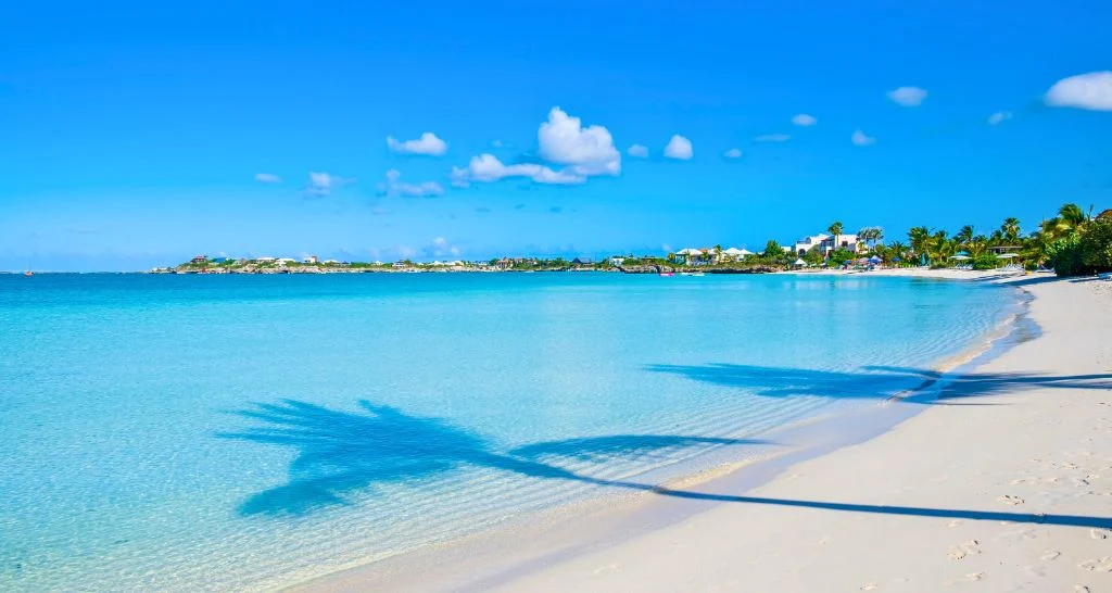grace-bay-beach-turks-and-caicos-coastline