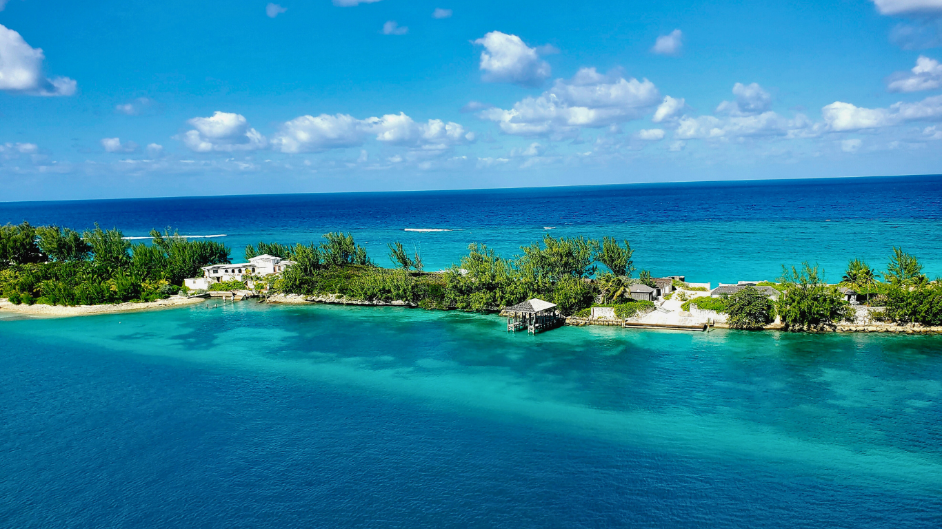 8 Fun Facts About the Bahamas That Will Surprise You  