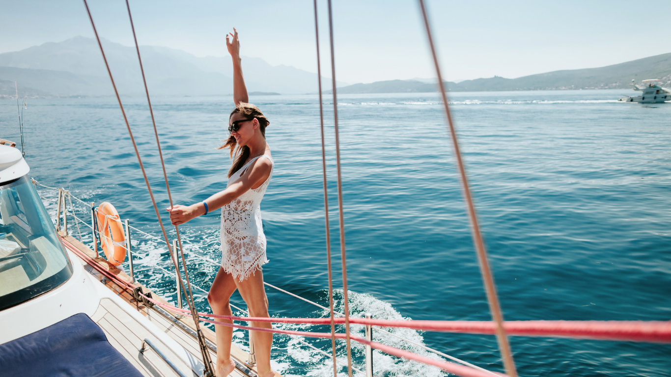 Luxury yacht rentals in the Bahamas: Explore paradise in style