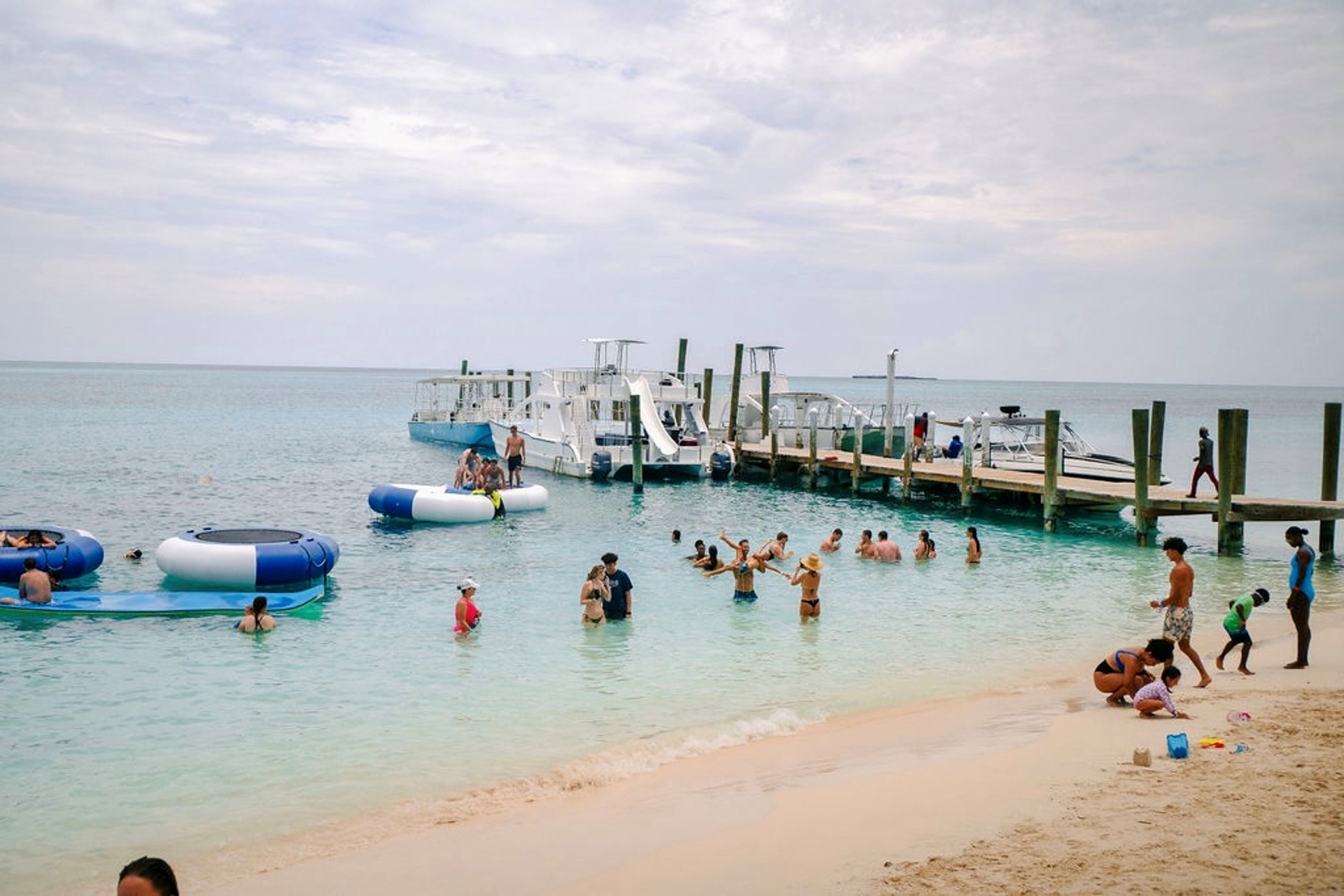 ROSE ISLAND ESCAPE: PERFECT BEACH DAY GETAWAY - GROUP TOUR