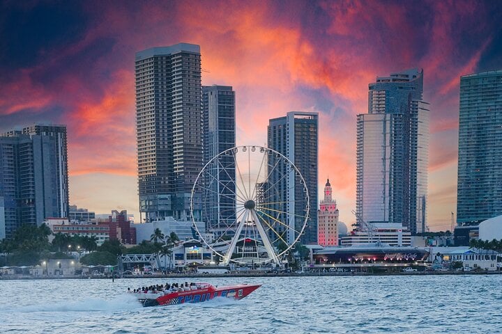 THRILLER SPEEDBOAT SIGHTSEEING ADVENTURE | MIAMI, USA