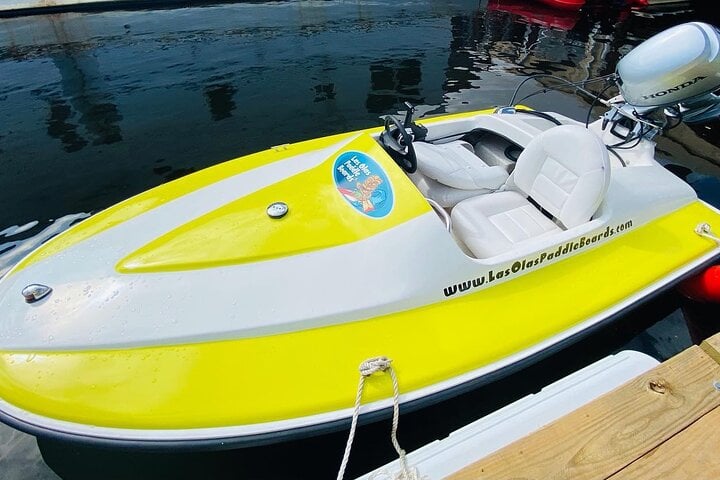 SELF-DRIVING MINI POWERBOAT EXCURSION
