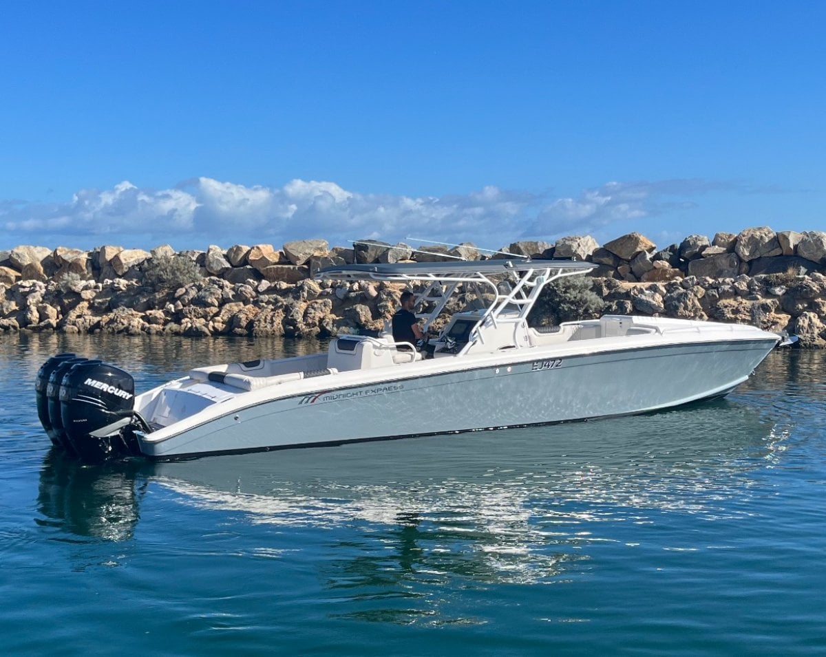 MIDNIGHT EXPRESS 39FT