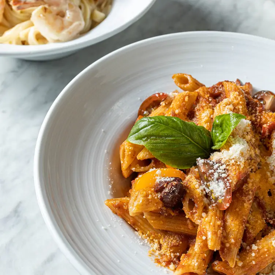 LATITUDES | NASSAU, BAHAMAS