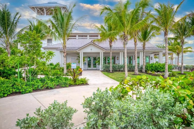 MARCUS | NASSSAU, BAHAMAS