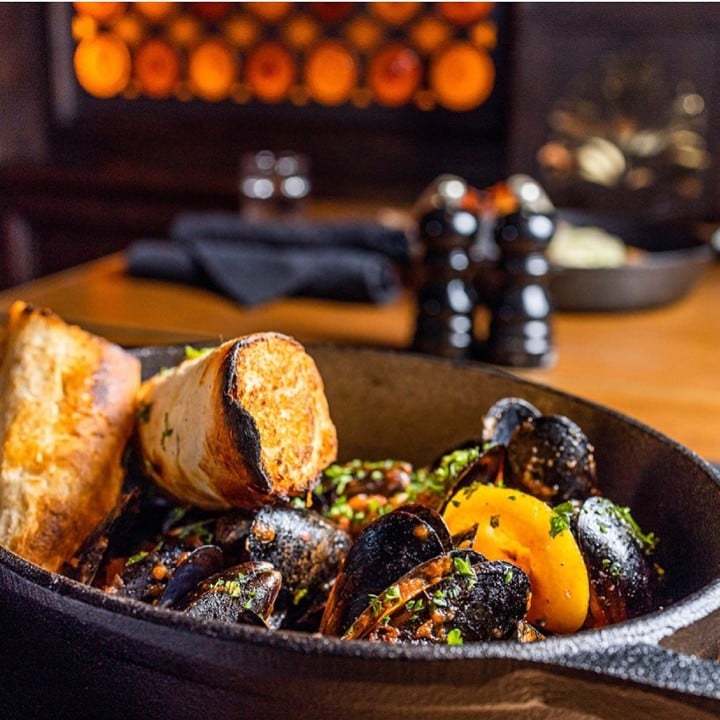 THE SWIMMING PIG | NASSSAU, BAHAMAS