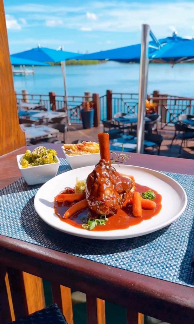 WRECKERS | SPANISH WELLS - ELEUTHERA, BAHAMAS