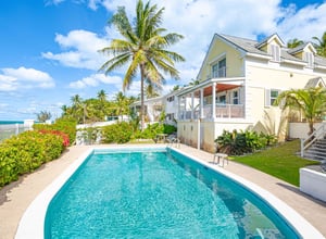 LUXURY VILLA  YELLOWTAIL